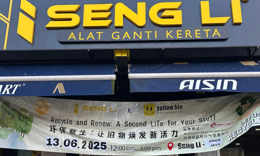 Recycling Program with Yellow Bin, Johor Jaya Outlet